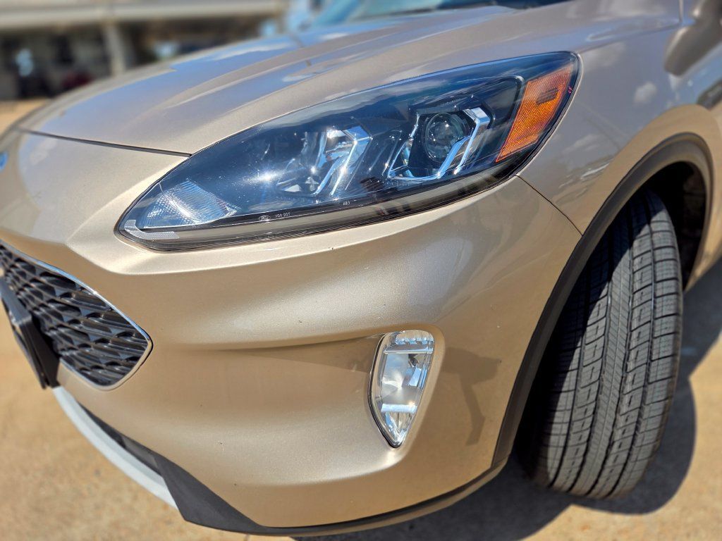 Certified 2020 Ford Escape SEL FWD image 32