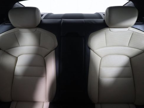 Certified 2021 Porsche Taycan 4S image 16