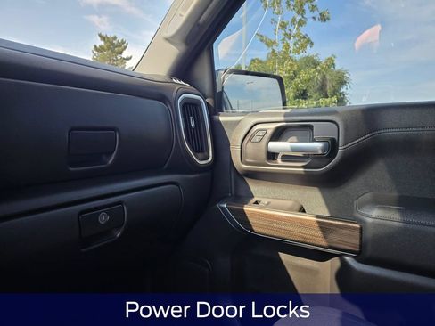 Used 2021 Chevrolet Silverado 1500 RST w/ Z71 Off-Road Package AWD/4WD image 31