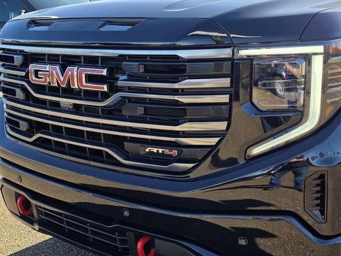 Used 2026 GMC Sierra 1500 AT4 w/ AT4 Premium Package AWD/4WD image 5