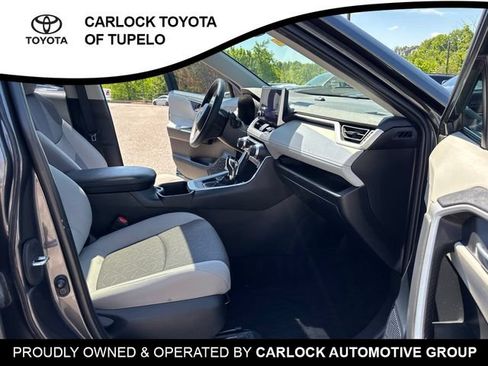 Used 2023 Toyota RAV4 XLE w/ Convenience Package FWD image 23