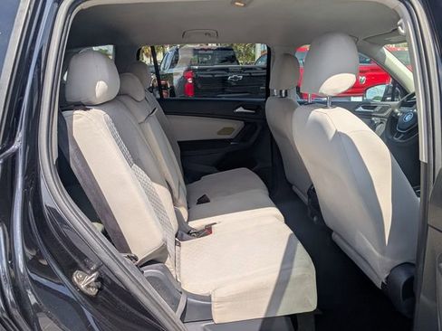 Used 2018 Volkswagen Tiguan S FWD image 16