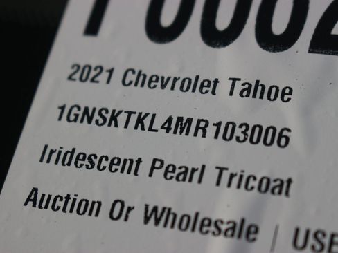 Used 2021 Chevrolet Tahoe High Country w/ Premium Package AWD/4WD image 46