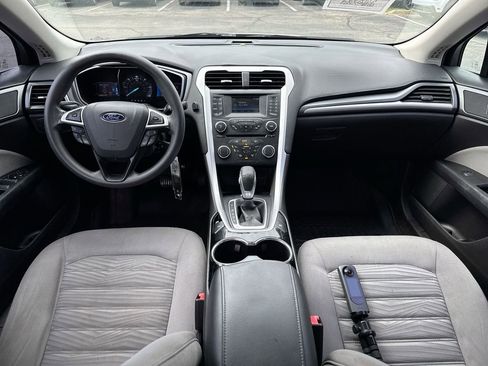 Used 2016 Ford Fusion S FWD image 10