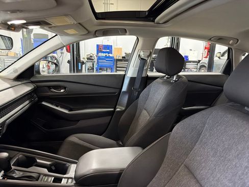 Used 2024 Honda Accord EX image 2