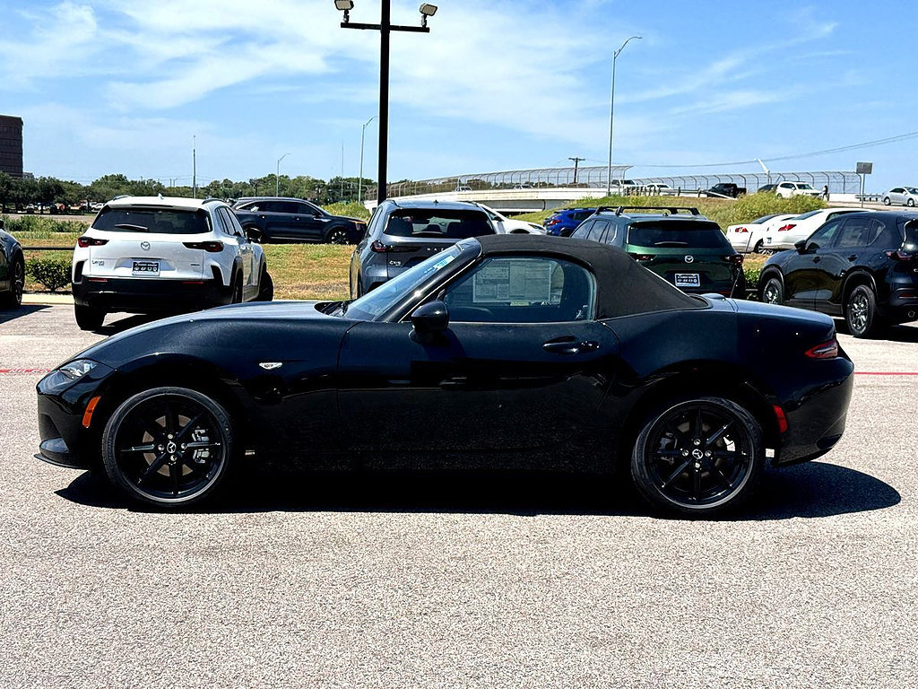 New 2026 MAZDA MX-5 Miata Sport w/ Interior Package RWD image 5