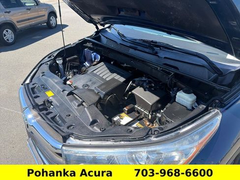 Used 2016 Toyota Highlander XLE AWD/4WD image 36