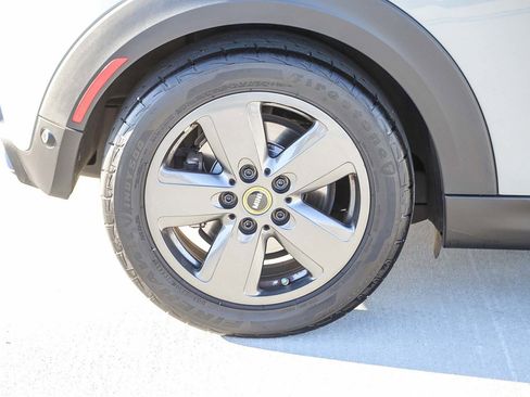 Used 2022 MINI Cooper SE image 11