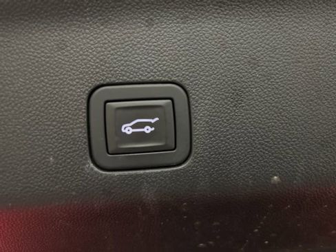 Used 2025 GMC Yukon XL AT4 Ultimate image 70