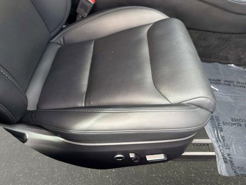 Used 2023 Tesla Model S AWD/4WD image 22