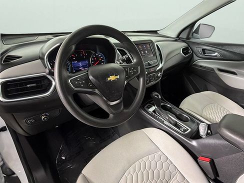 Used 2020 Chevrolet Equinox LT FWD image 18