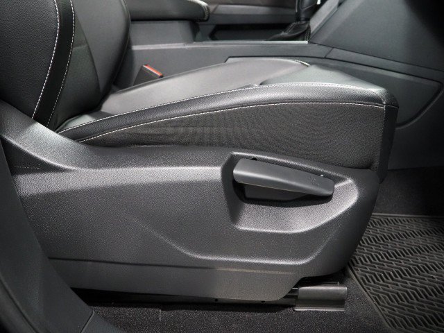 Used 2022 Volkswagen Atlas FWD SE V6 w/ Technology image 50