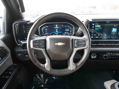 Used 2024 Chevrolet Silverado 1500 LT w/ Z71 Off-Road Package image 21