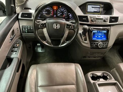 Used 2014 Honda Odyssey Touring image 12