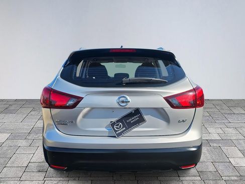 Used 2017 Nissan Rogue Sport SV image 6