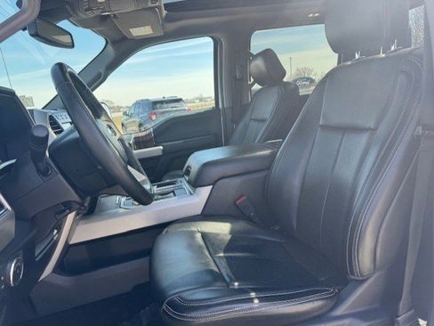 Used 2020 Ford F150 Lariat image 12