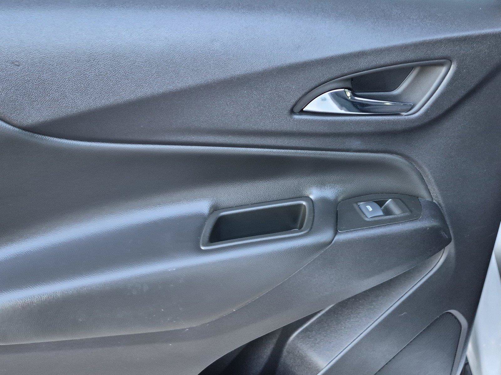 Used 2024 Chevrolet Equinox LT FWD image 17