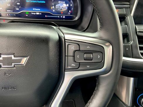 Used 2023 Chevrolet Tahoe Z71 w/ Luxury Package image 21