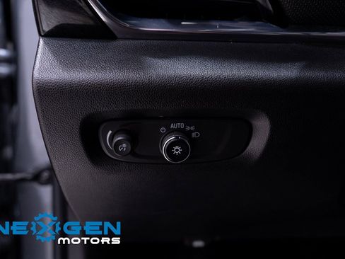 Used 2023 Chevrolet Traverse RS w/ LPO, Floor Liner Package AWD/4WD image 21