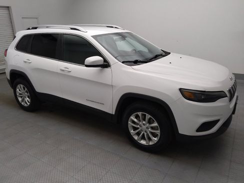 Used 2019 Jeep Cherokee Latitude w/ Popular Appearance Group AWD/4WD image 11