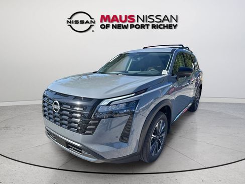 New 2026 Nissan Pathfinder Platinum w/ Cargo Package FWD image 6