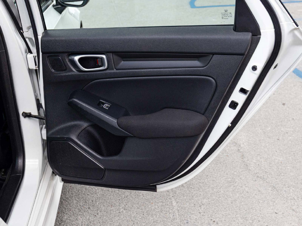 Used 2023 Honda Civic Sport image 15