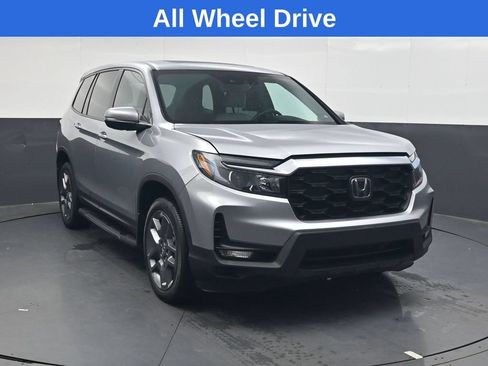 Used 2023 Honda Passport EX-L image 2