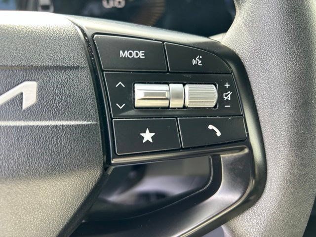 Used 2025 Kia K4 FWD image 17