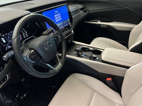 Certified 2023 Lexus RX 350 Premium w/ Accessory Package (Z1) FWD image 10