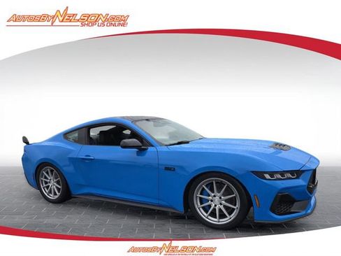 Used 2024 Ford Mustang GT RWD image 1