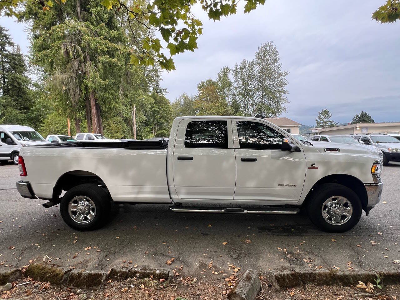 Used 2021 RAM 2500 Tradesman w/ Chrome Appearance Group AWD/4WD image 5