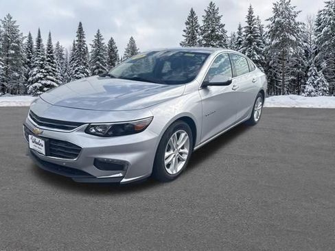 Used 2017 Chevrolet Malibu LT w/ Driver Confidence Package image 1