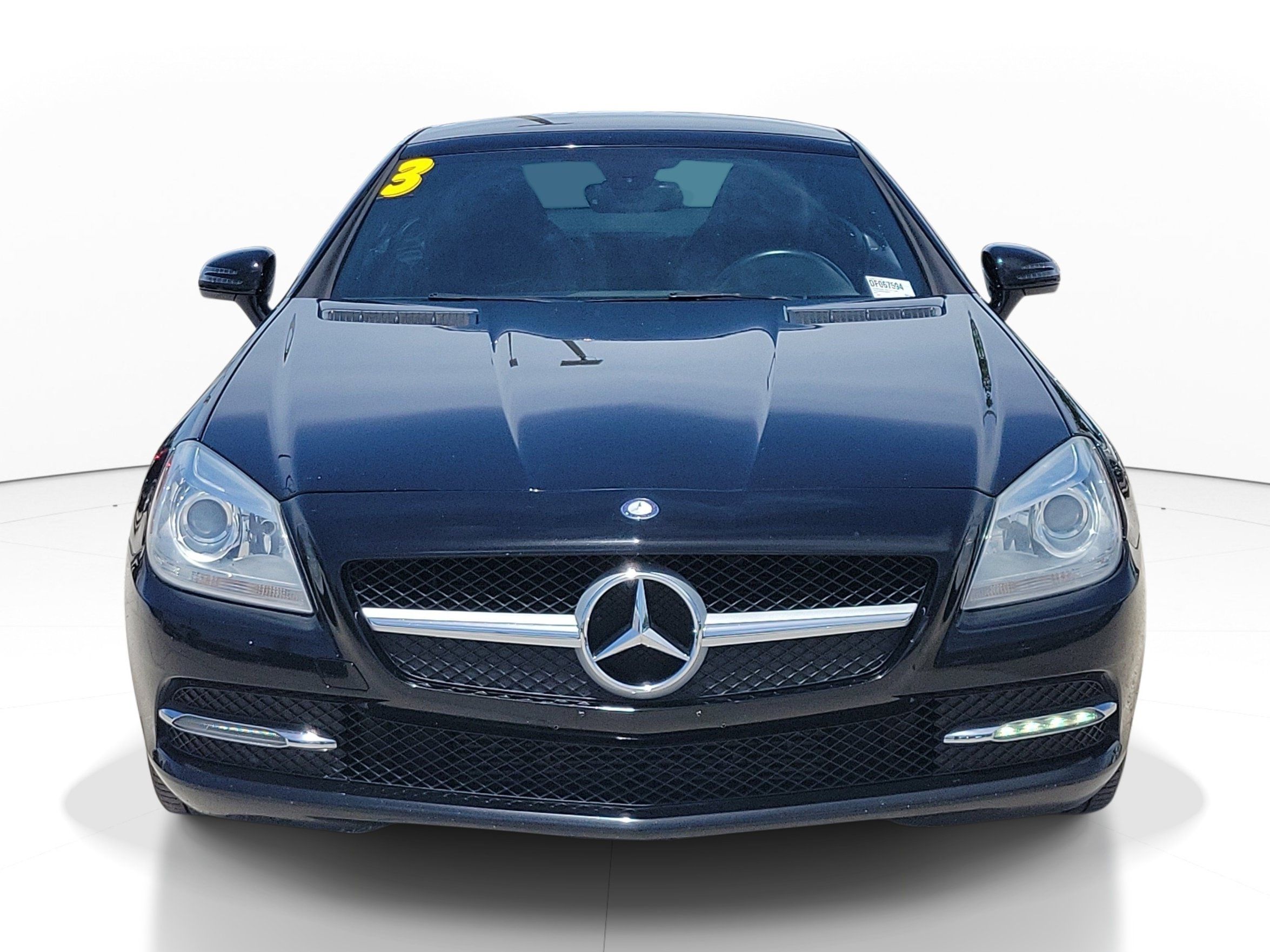 Used 2013 Mercedes-Benz SLK 250 image 2