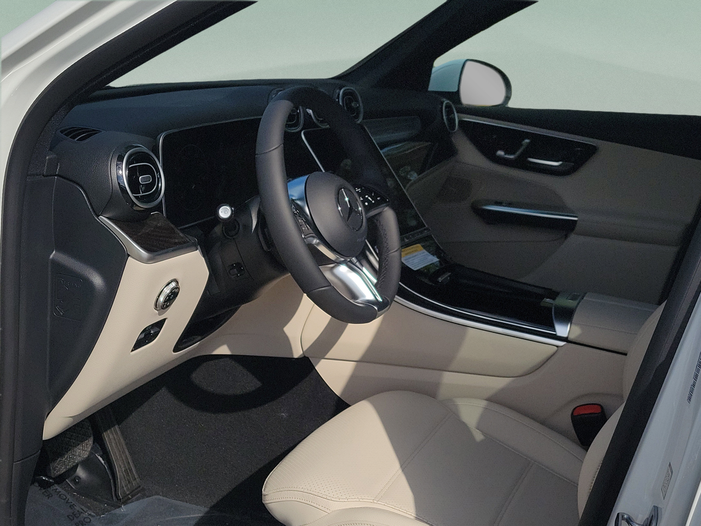 Certified 2026 Mercedes-Benz GLC 300 image 18