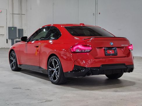 Used 2023 BMW 230i Coupe w/ M Sport Package image 11