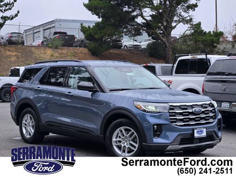 New 2026 Ford Explorer Active w/ Active Comfort Package RWD image 1