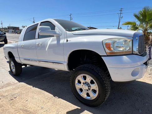 Used 2006 Dodge Ram 2500 Truck Laramie AWD/4WD image 5