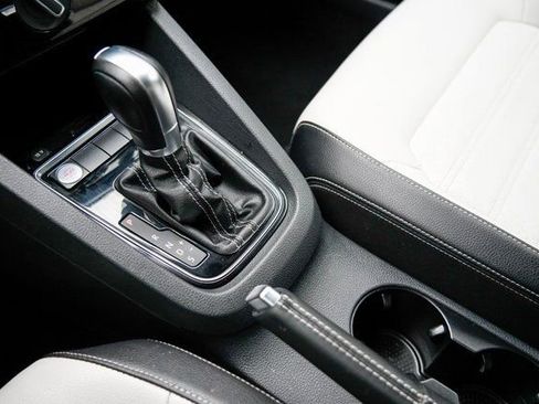 Used 2017 Volkswagen Jetta Sport image 30