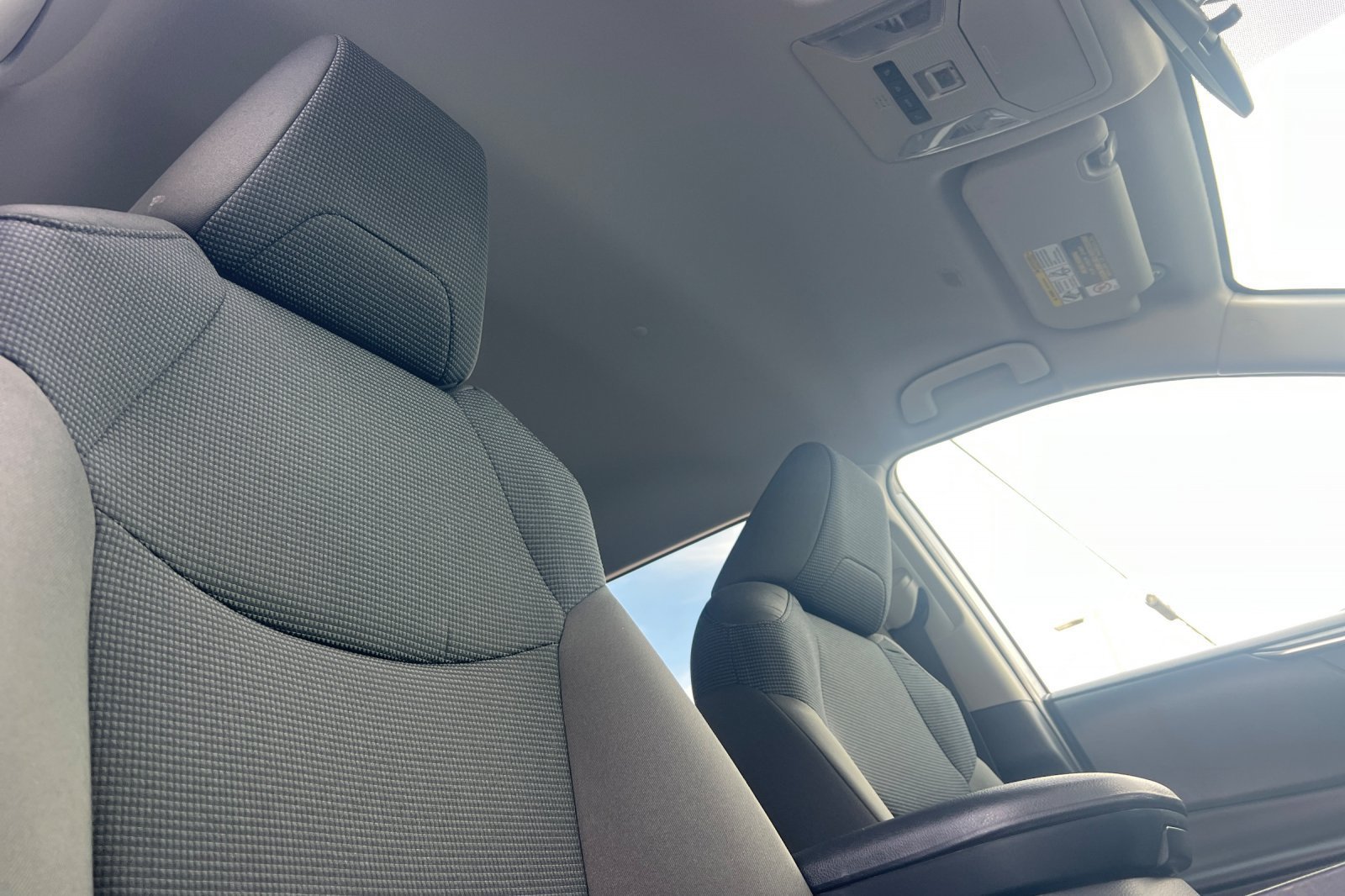 Certified 2023 Toyota RAV4 LE AWD/4WD image 16