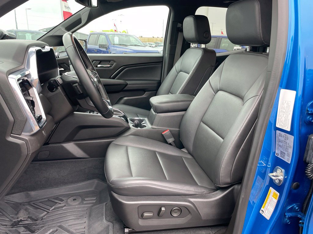 Used 2023 GMC Canyon Elevation w/ Elevation Premium Package AWD/4WD image 7