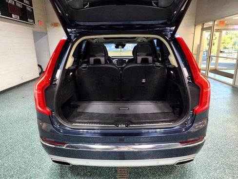 Used 2021 Volvo XC90 T8 Inscription image 23