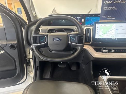 Certified 2025 Ford Expedition Active RWD image 17