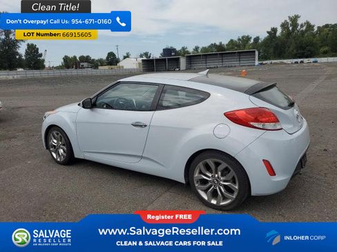 Used 2015 Hyundai Veloster RE:FLEX Edition image 3