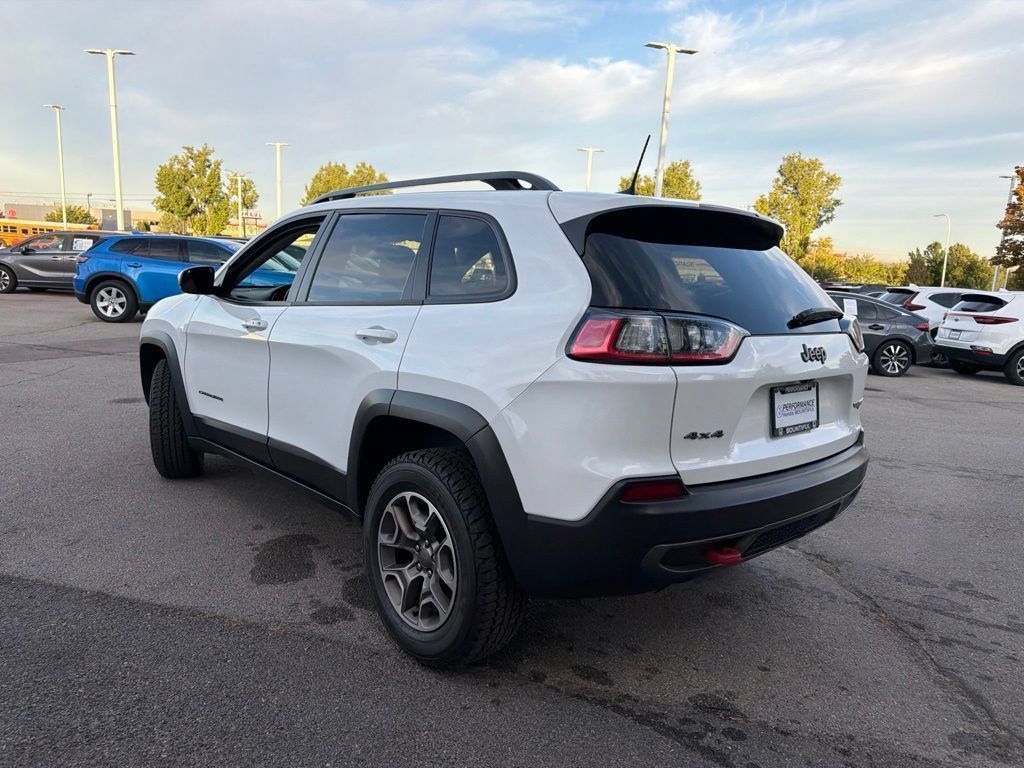 Used 2021 Jeep Cherokee Trailhawk w/ Comfort/Convenience Group AWD/4WD image 10