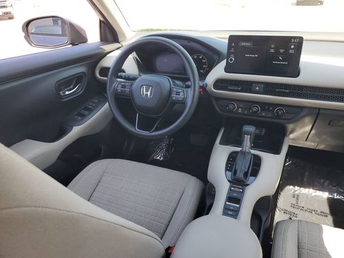 Certified 2026 Honda HR-V LX image 11
