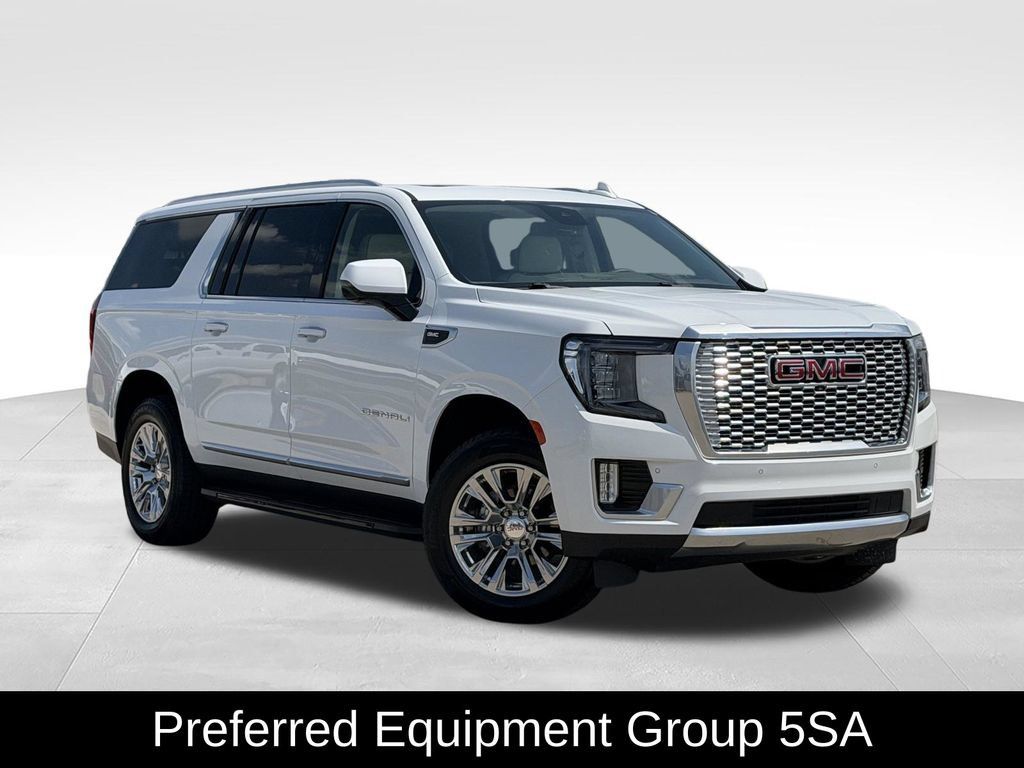 Used 2024 GMC Yukon XL Denali RWD image 2