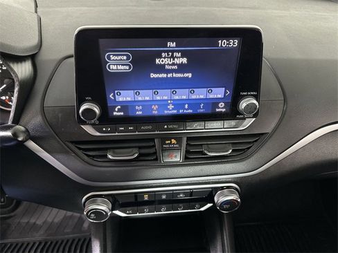 Used 2022 Nissan Altima 2.5 SV image 13