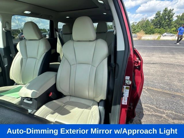 Used 2019 Subaru Ascent Limited w/ Popular Package #2 AWD/4WD image 10
