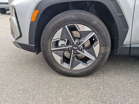 Certified 2025 Hyundai Tucson SEL AWD/4WD image 10