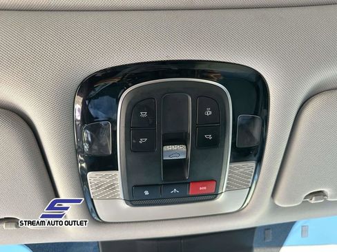 Used 2022 Hyundai Palisade SEL w/ Premium Package image 33